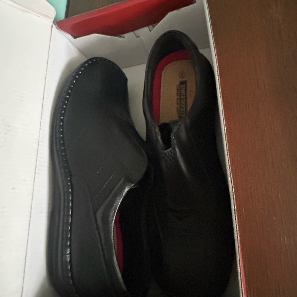 🔥🆕🔥 Tender Tootsies Dielle Black Leather Comfort Loafers - Size 9 - Picture 8 of 8